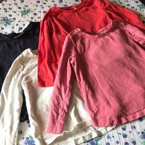 ✨BOGO✨Set of 4 Long Sleeved Shirts